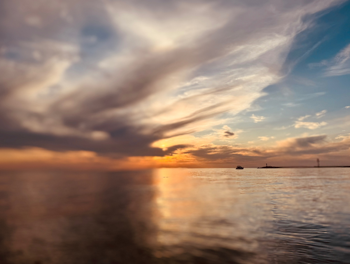 Закат на черном море, г. Сочи