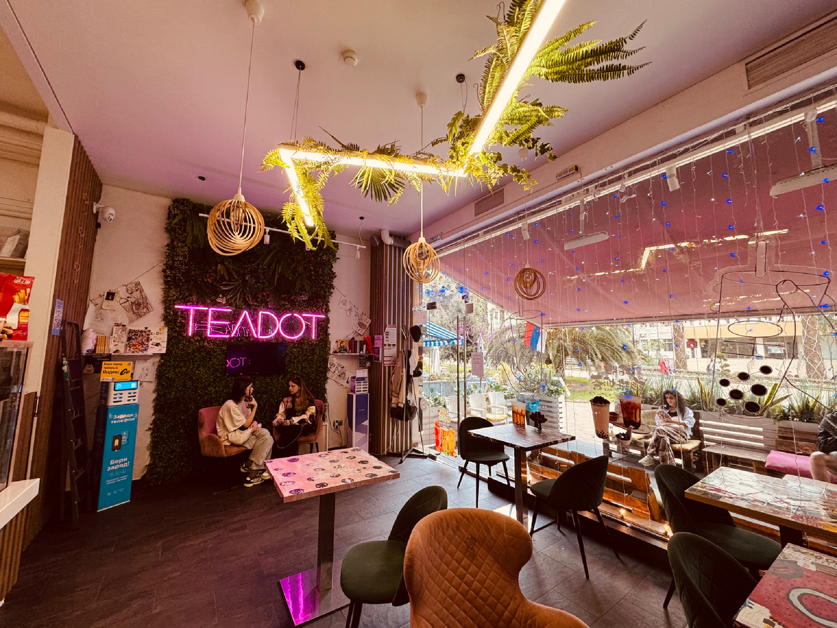 Кафе TEADOT на Навагинской улице, г. Сочи Кафе TEADOT на Навагинской улице, г. Сочи