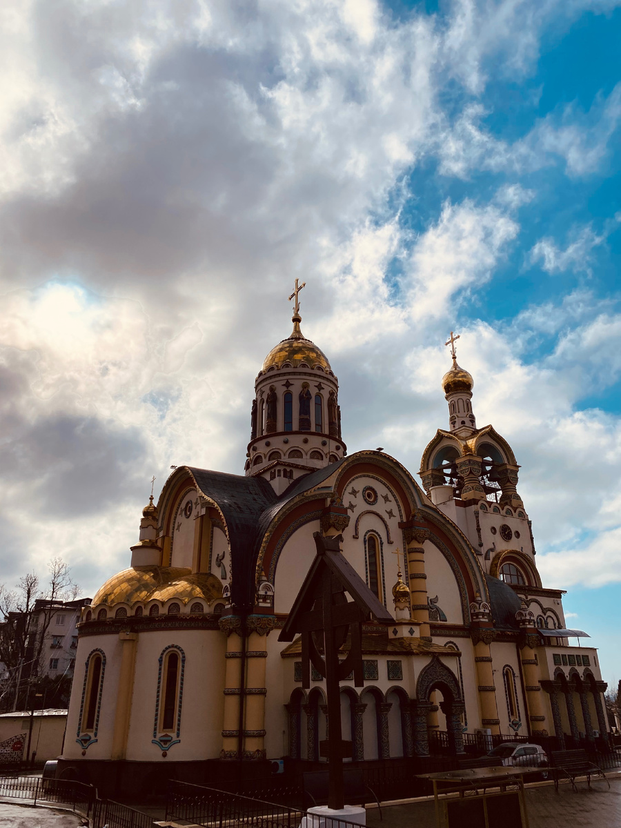 Храм Святого Равноапостольного Князя Владимира, г. Сочи Храм Святого Равноапостольного Князя Владимира, г. Сочи