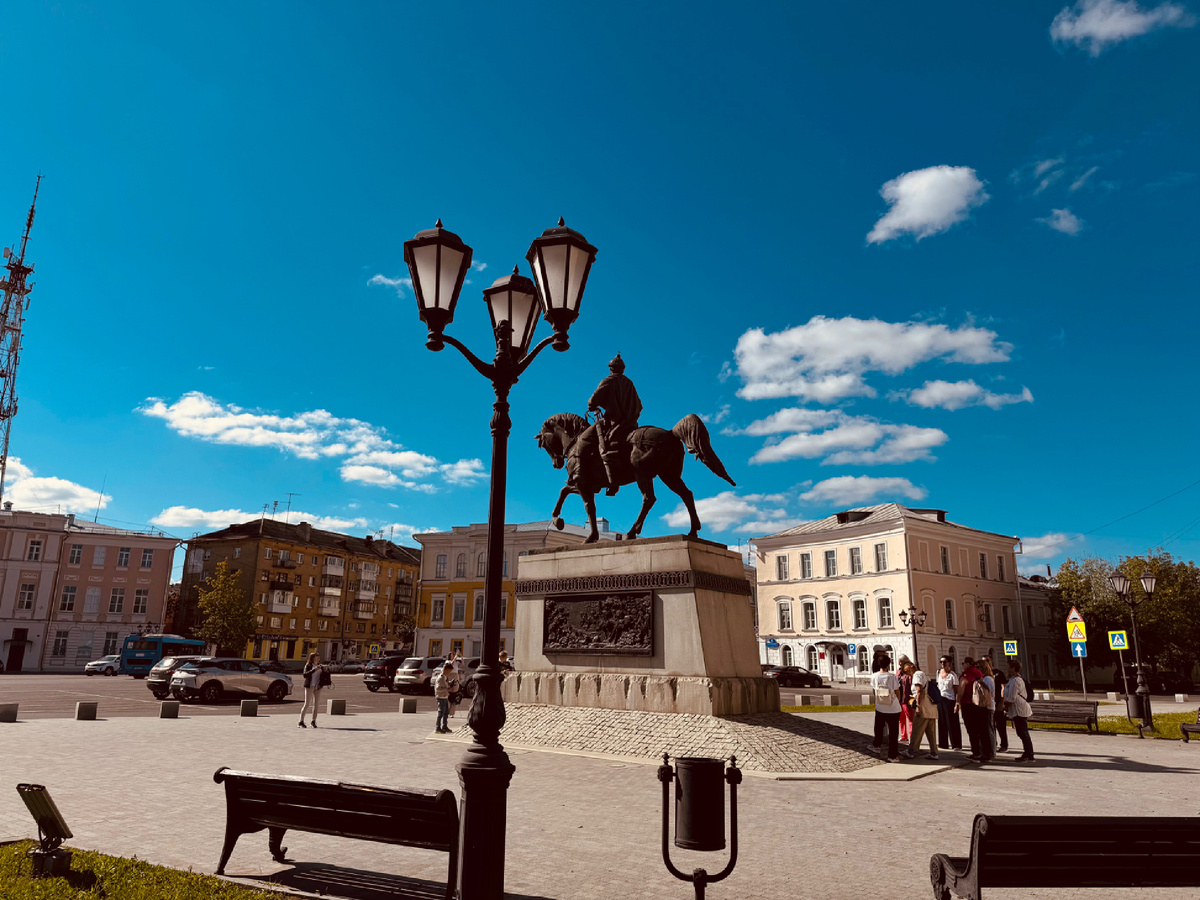 Памятник Михаилу Тверскому, г. Тверь