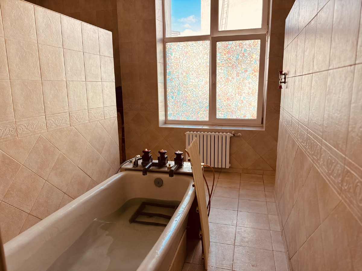 Лечебная ванна, Санаторий «Полтава-Крым» г. Саки